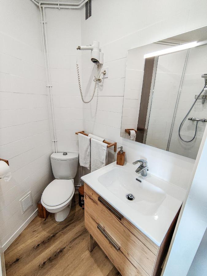 Hotel Du Lez Bollene Bagian luar foto
